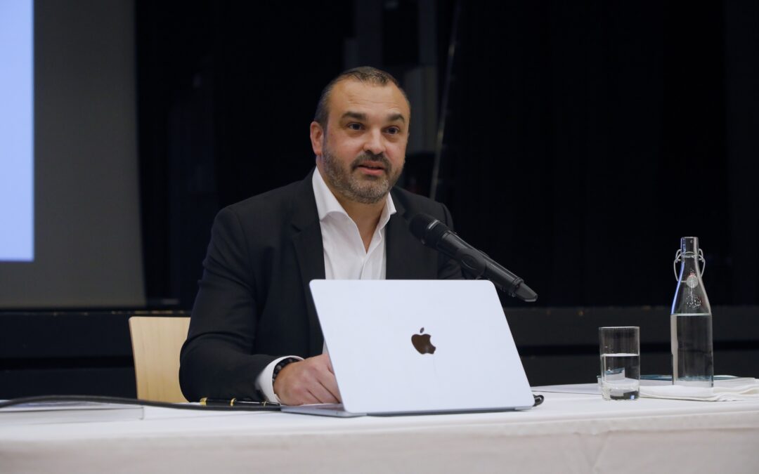 Conférence “Circulez, il n’y a rien à voir…”